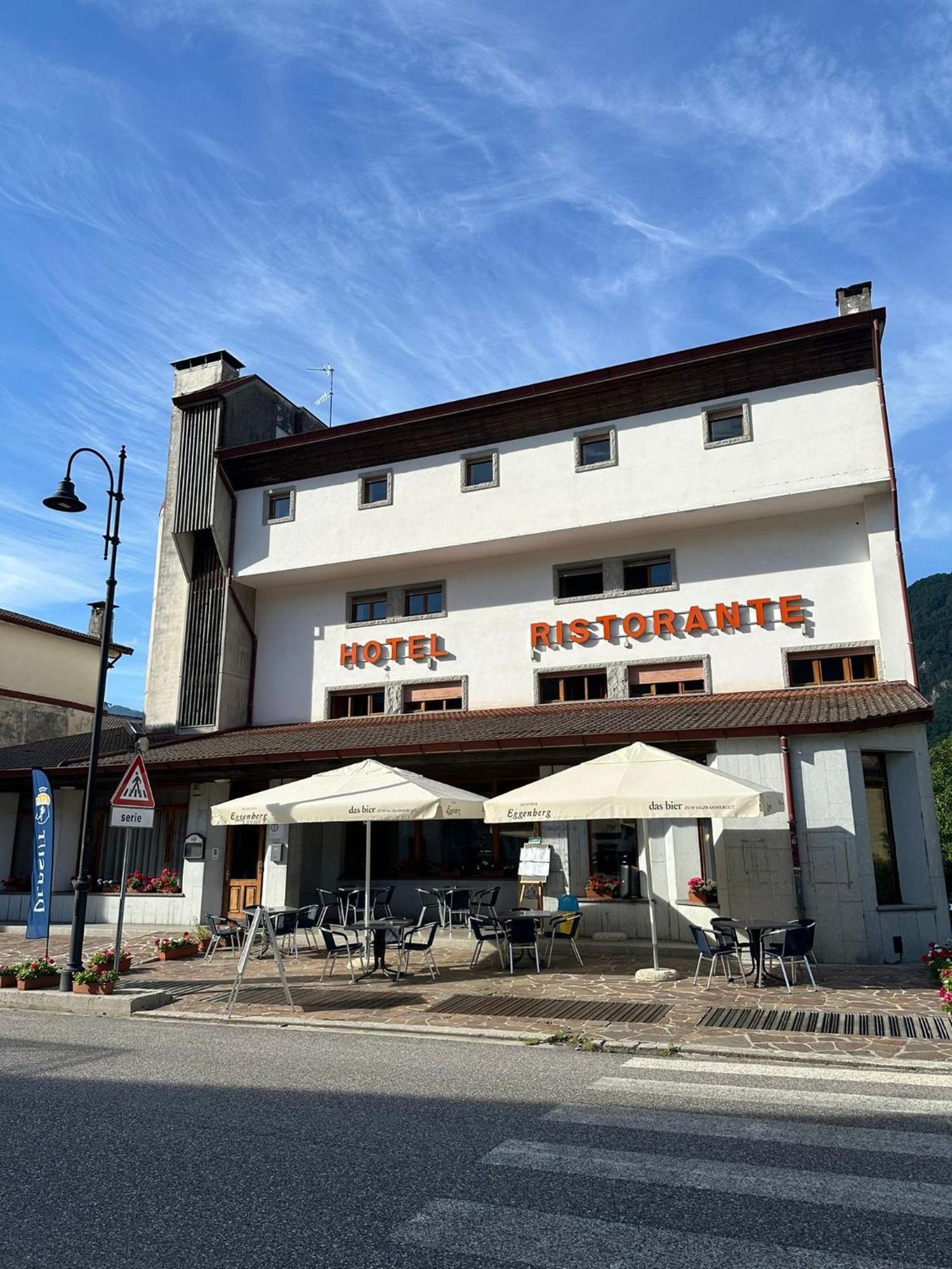 Bike & Bikers Hotel Restaurant Ampezzo Extérieur photo