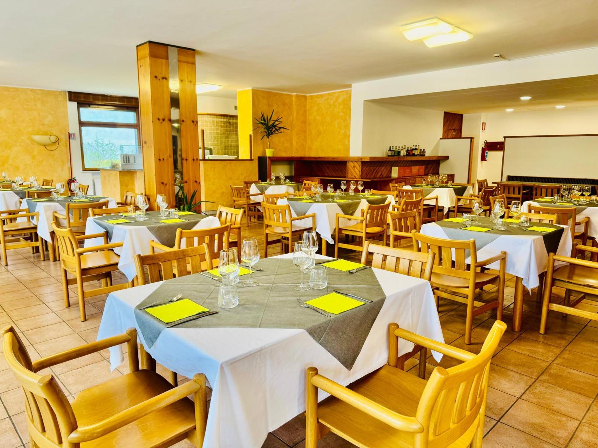 Bike & Bikers Hotel Restaurant Ampezzo Extérieur photo